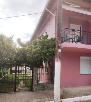 Aspri Ammos House